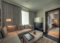Renaissance Downtown Hotel,